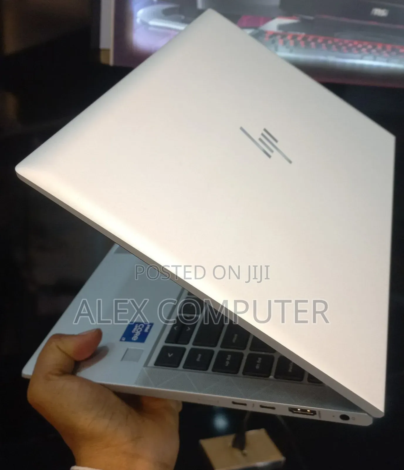 New Laptop HP EliteBook 840 G8 16GB Intel Core i7 SSD 512GB