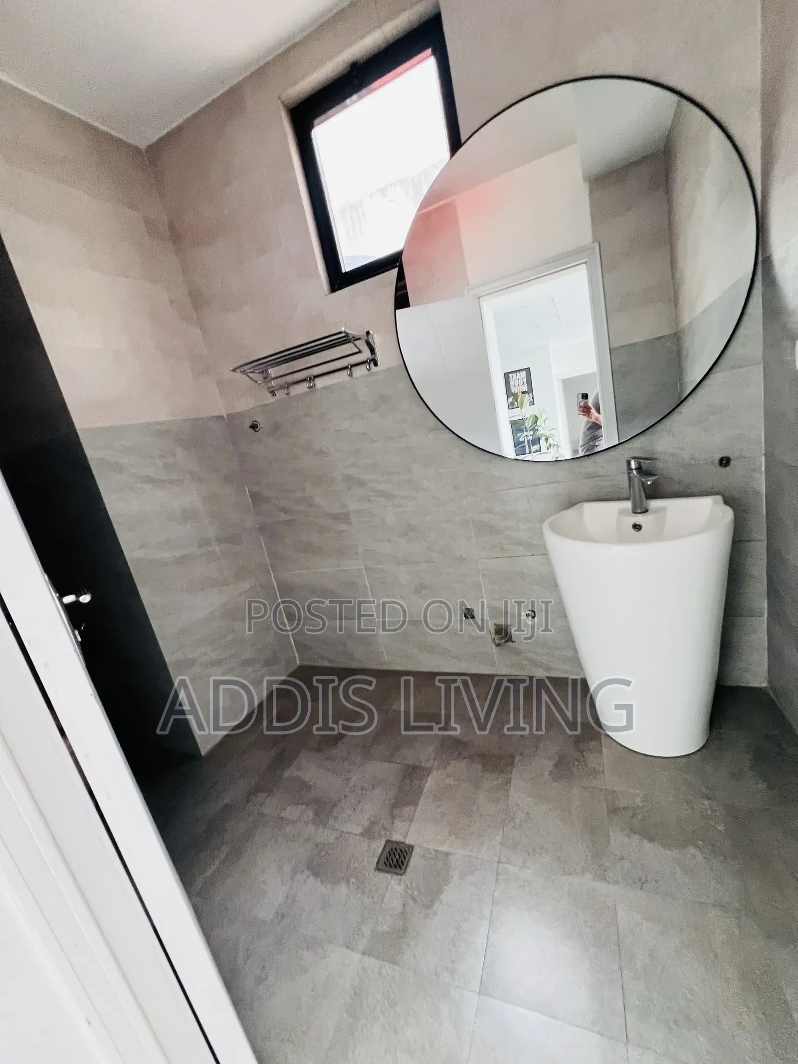 Furnished 3bdrm Penthouse in Bole for rent