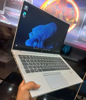 New Laptop HP EliteBook 840 G7 16GB Intel Core i5 SSD 512GB