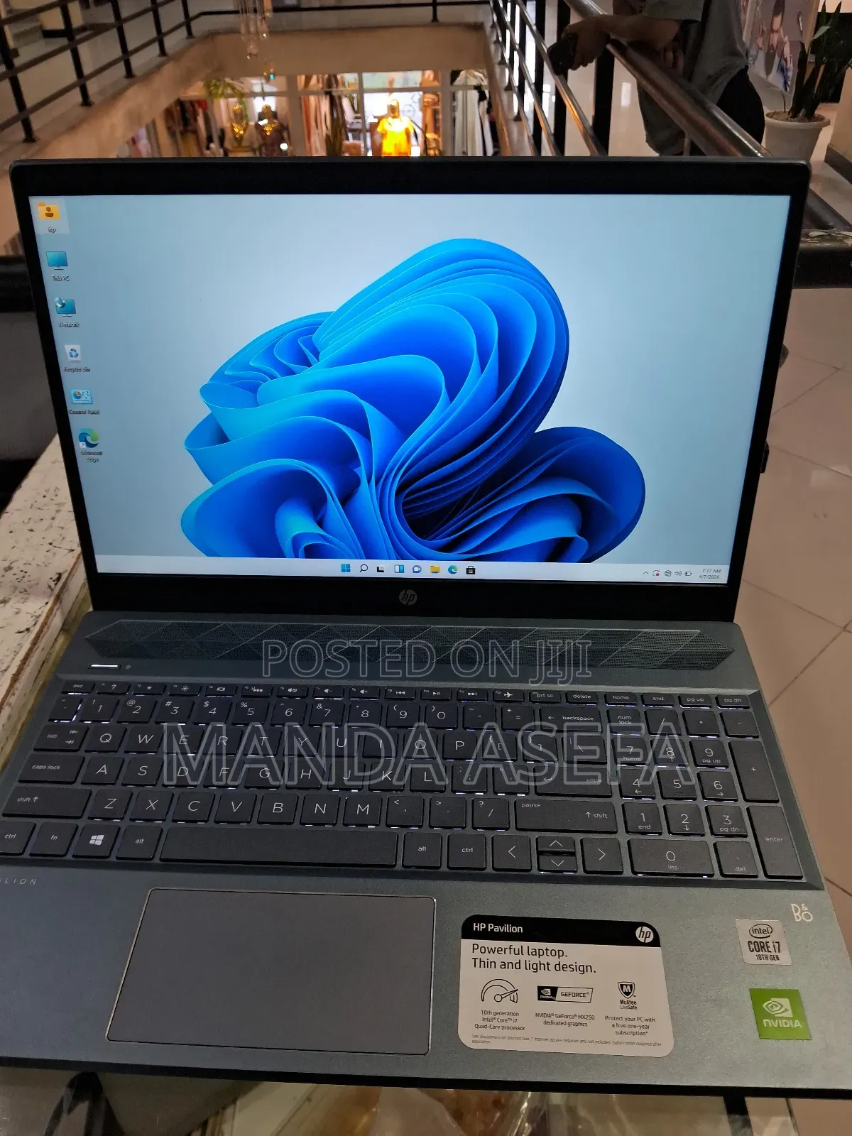 New Laptop HP Pavilion 15 8GB Intel Core i7 HDD+SSD 256GB