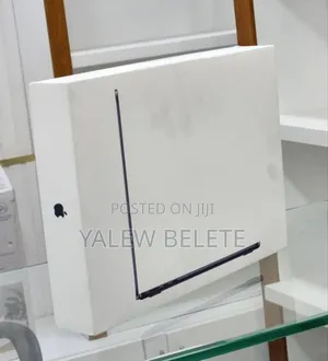 New Laptop Apple MacBook Air 2025 M4 13-inch 16GB Apple M4 SSD 256GB