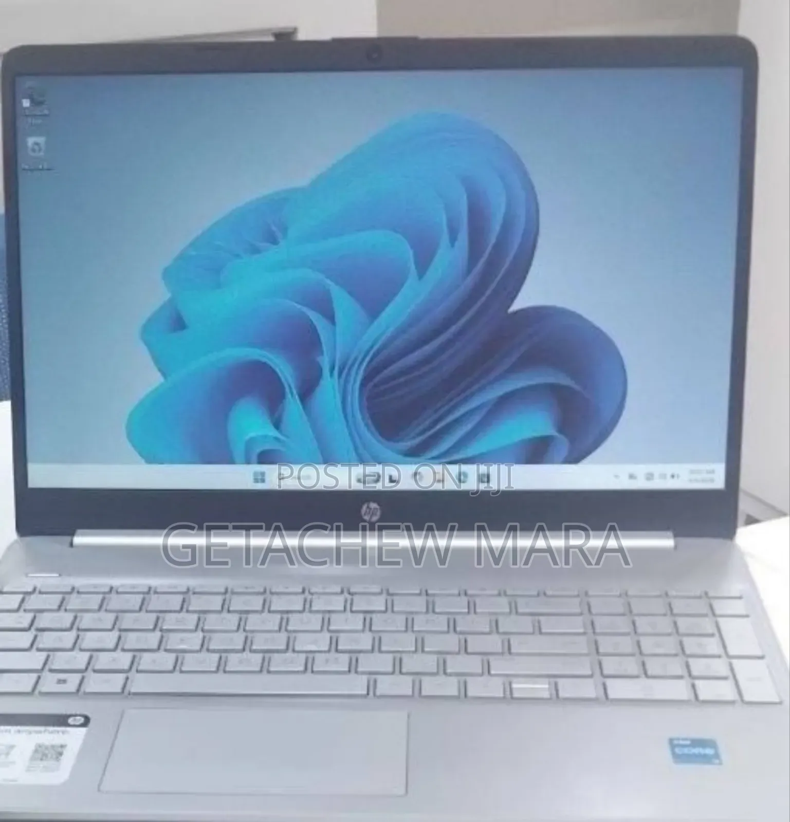 New Laptop HP Stream Notebook 8GB Intel Core 3 SSHD (Hybrid) 256GB
