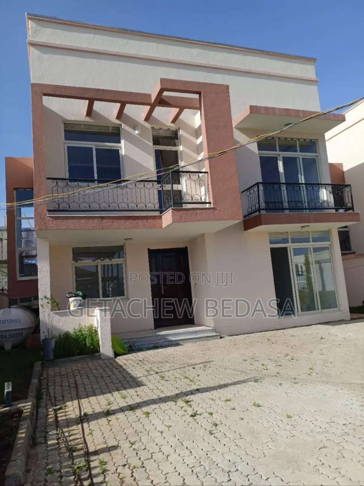 5bdrm House in Ccd, Oromia-Finfinne for sale