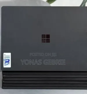 New Laptop Microsoft Surface 16GB Intel Core i7 SSD 512GB