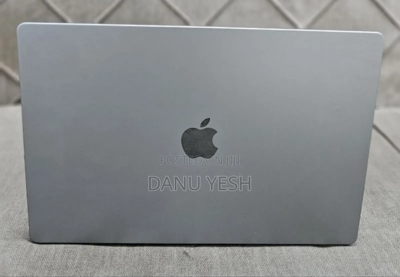 New Laptop Apple MacBook Pro 2021 M1 32GB Apple M1 Pro SSD 512GB