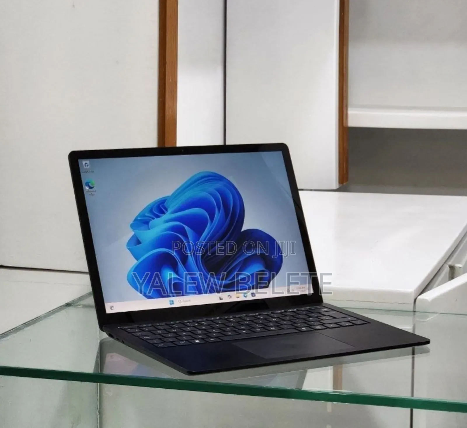 New Laptop Microsoft Surface Laptop 4 16GB Intel Core i7 SSD 512GB