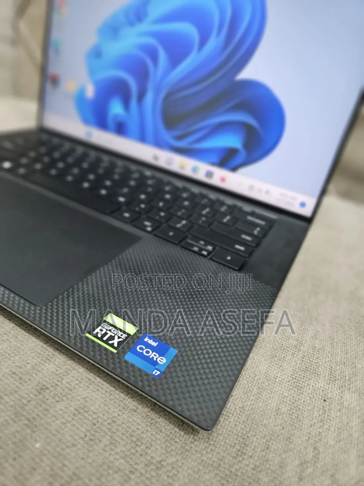 New Laptop Dell XPS 15 16GB Intel Core i7 SSD 512GB