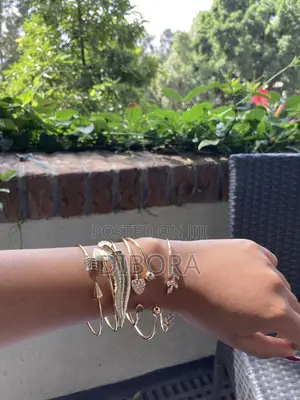6-piece Set Of Rhinestone Feather