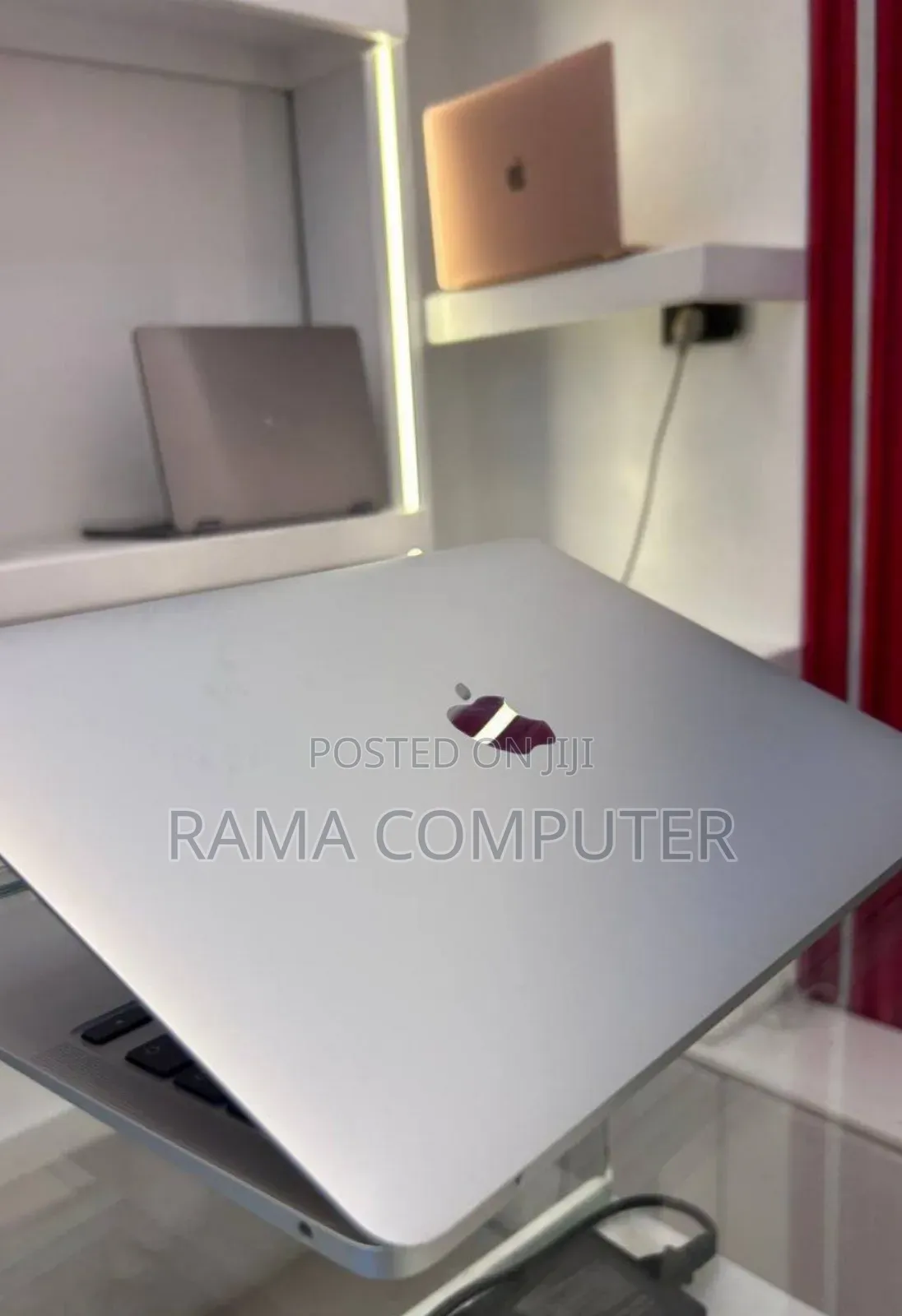 New Laptop Apple MacBook Air 2020 M1 8GB Apple M1 SSD 256GB