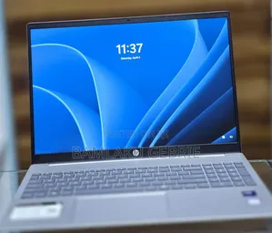 New Laptop HP Pavilion 15 8GB Intel Core Ultra 5 SSD 512GB