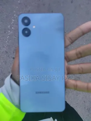 New Samsung Galaxy A06 128 GB Blue