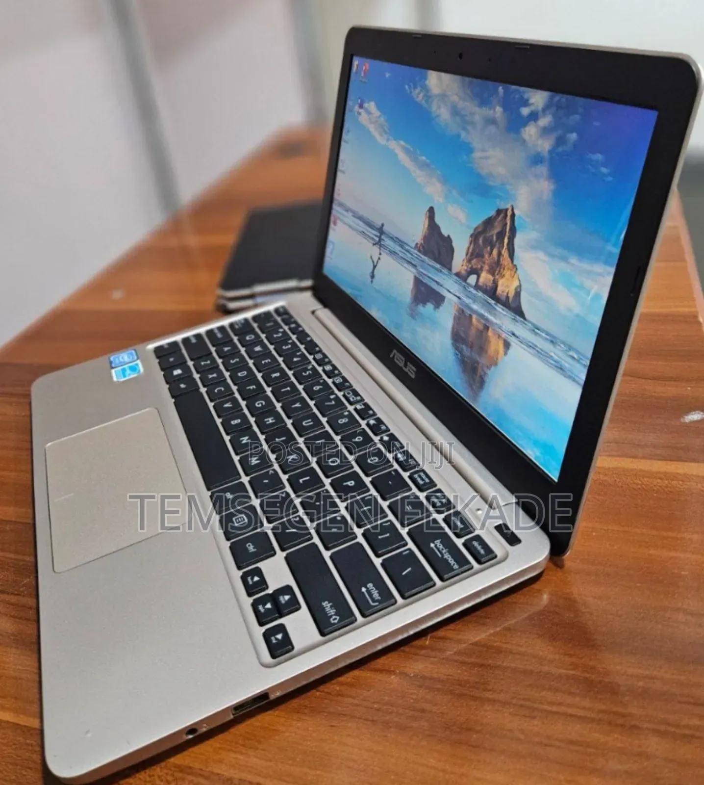 New Laptop Asus 2GB SSD 32GB