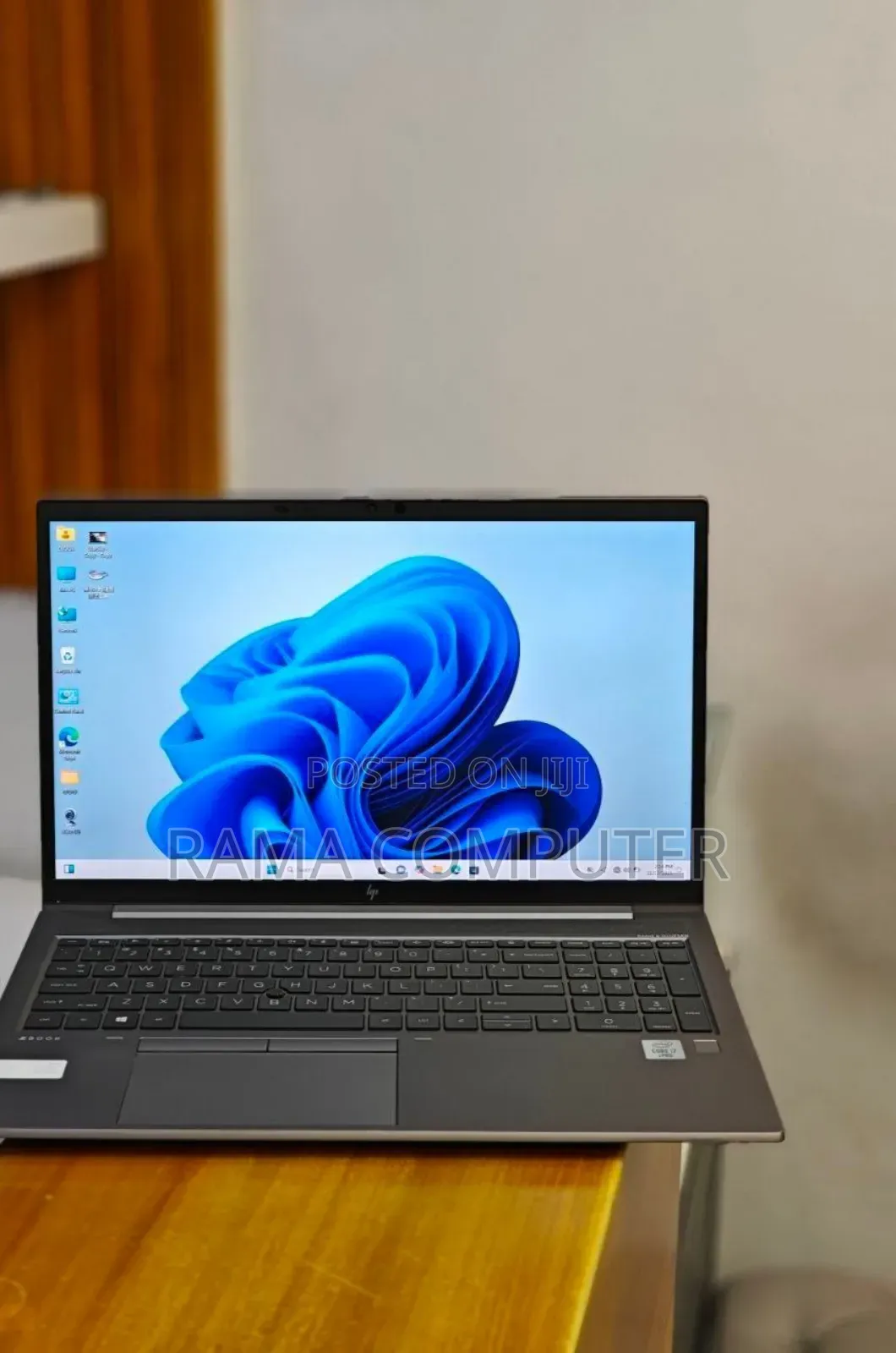 New Laptop HP ZBook Firefly 15 G7 16GB Intel Core i7 SSD 512GB