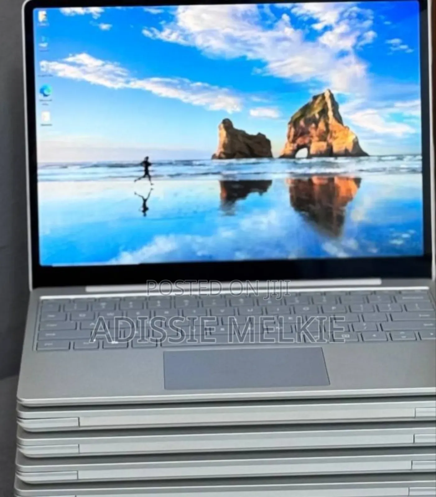 New Laptop Microsoft Surface Go 16GB Intel Core i5 SSD 256GB