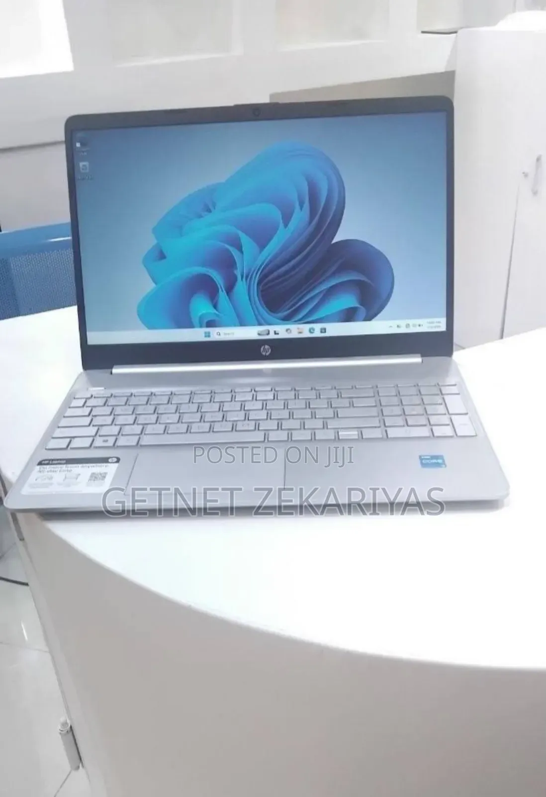 New Laptop HP Stream Notebook 8GB Intel Core i3 SSD 256GB