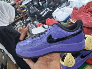 Nike Air Forces 1 Protro
