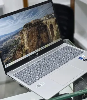 New Laptop HP Stream Notebook 16GB Intel Core i7 SSD 1T