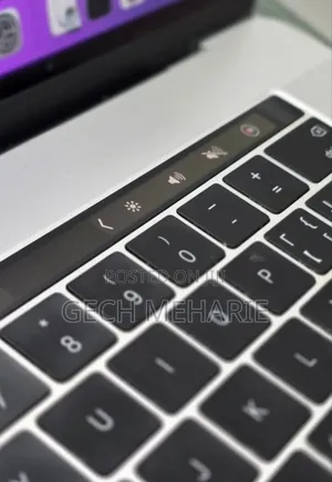 New Laptop Apple MacBook Pro 2016 16GB Intel Core i7 SSD 256GB