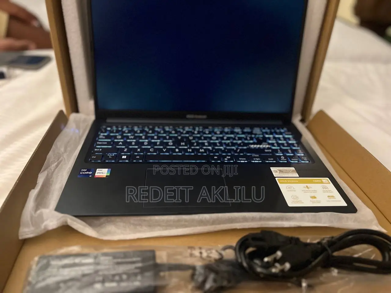 New Laptop Asus VivoBook 15 X505BA 16GB Intel Core i9 SSD 1T