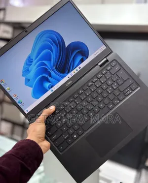 New Laptop Dell Latitude 5310 8GB Intel Core i5 SSD 256GB