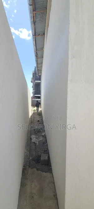 ለከራይ የቀረበ መጋዘን