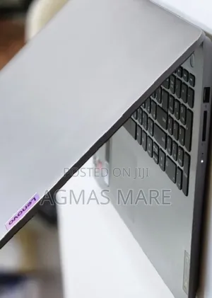 New Laptop Lenovo Ideapad 3 8GB AMD Ryzen 5 SSD 512GB