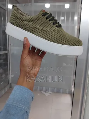 New Birand Shose
