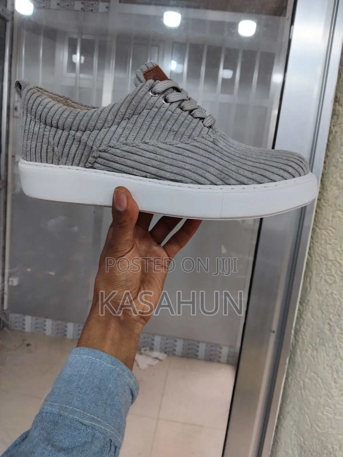 New Birand Shose