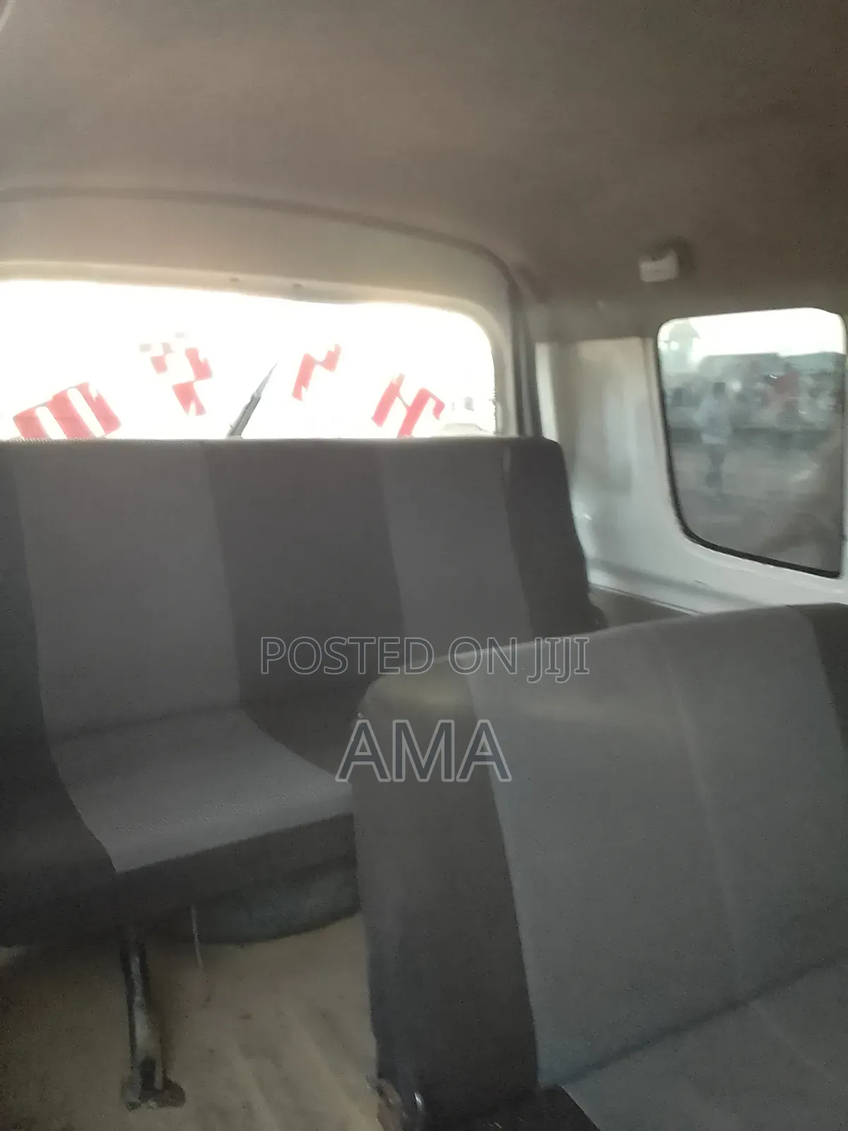 Suzuki Every Wagon 2012 White
