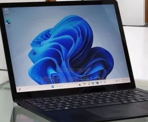 New Laptop Microsoft Surface Laptop 4 16GB Intel Core i7 SSD 512GB