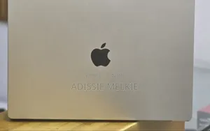 New Laptop Apple MacBook Pro 32GB Apple M1 Pro SSD 512GB