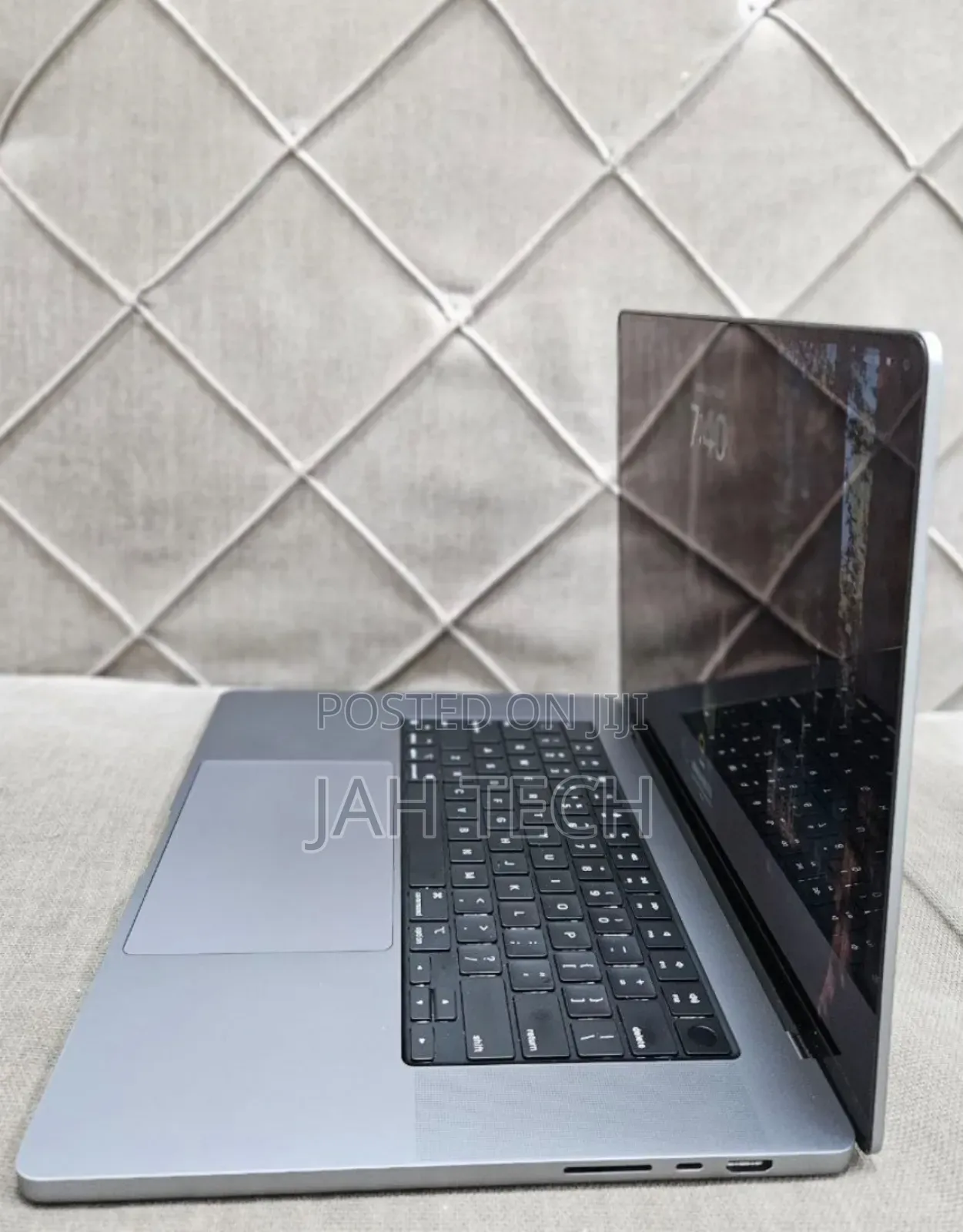 New Laptop Apple MacBook Pro M1 32GB Apple M1 Pro SSD 512GB