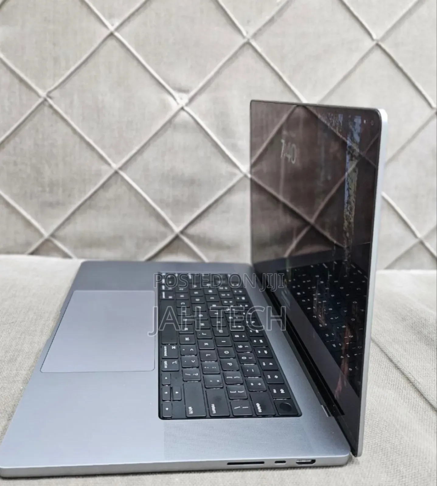 New Laptop Apple MacBook Pro M1 32GB Apple M1 Pro SSD 512GB