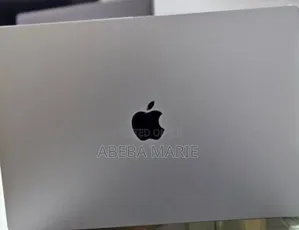 New Laptop Apple MacBook Pro M1 32GB Apple M1 Pro SSD 1T