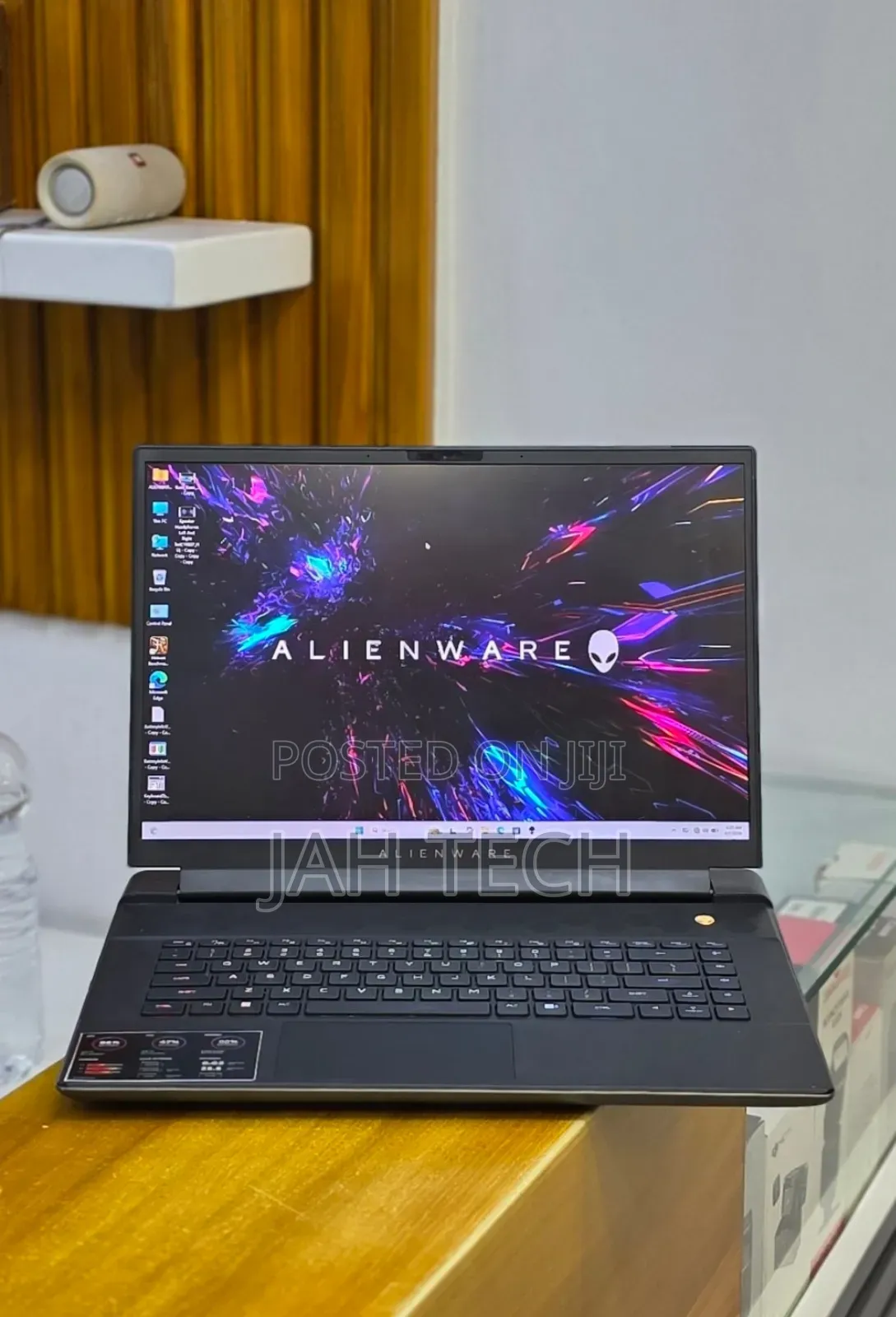 New Laptop Alienware X16 r1 16GB Intel Core i9 SSD 1T