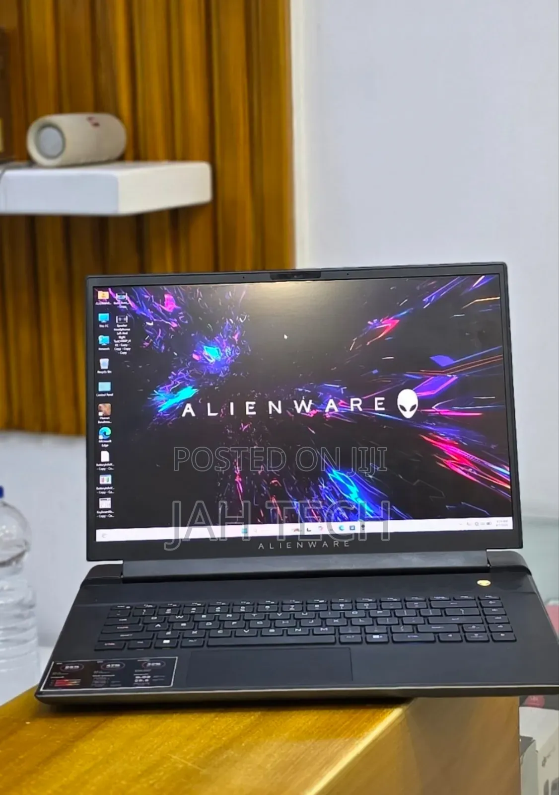 New Laptop Alienware X16 r1 16GB Intel Core i9 SSD 1T
