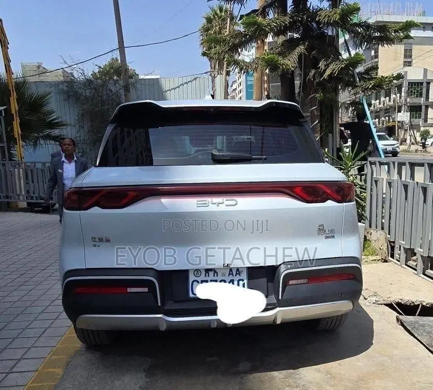 BYD Yuan Up 2025 Blue