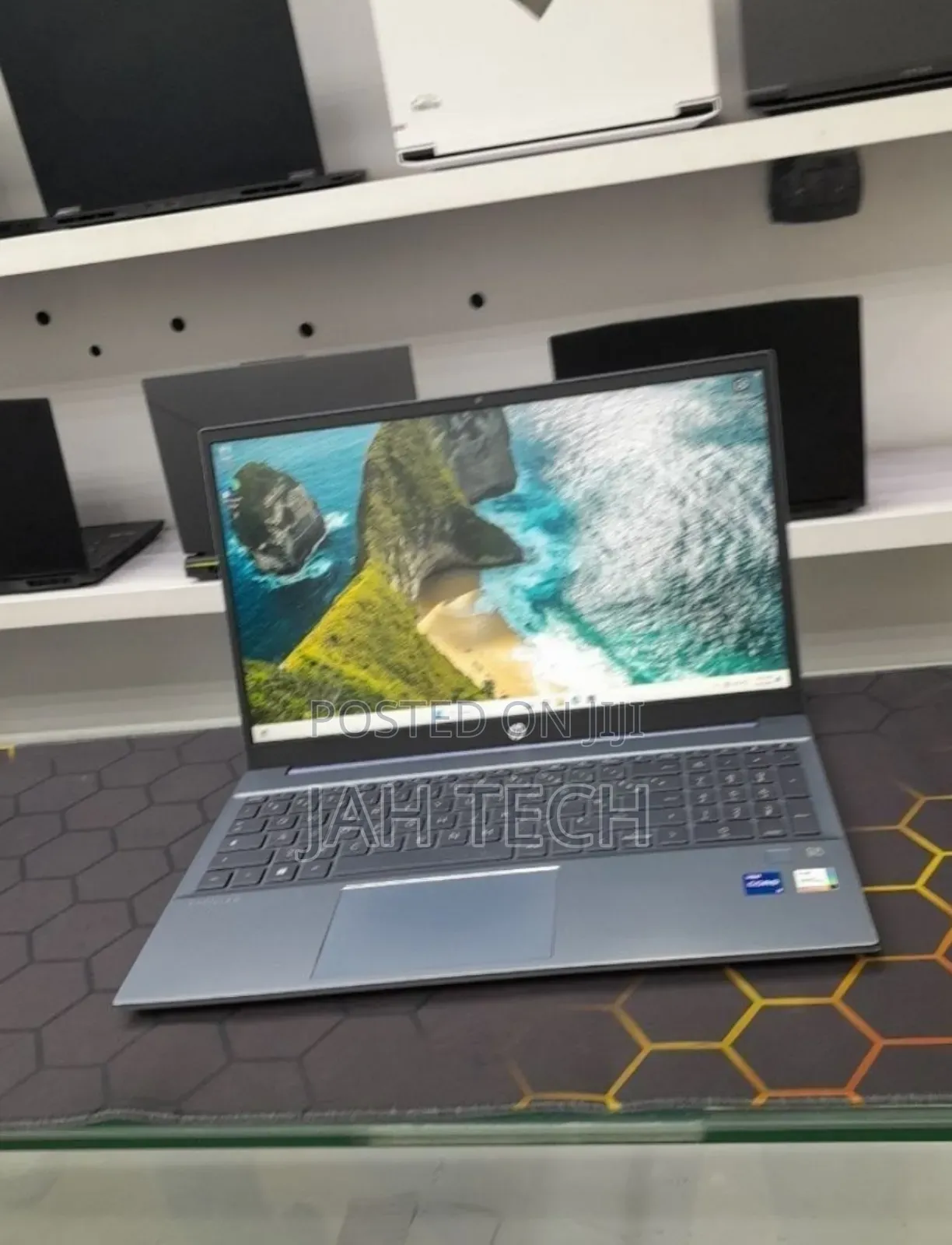 New Laptop HP Pavilion 15 16GB Intel Core i7 SSD 512GB