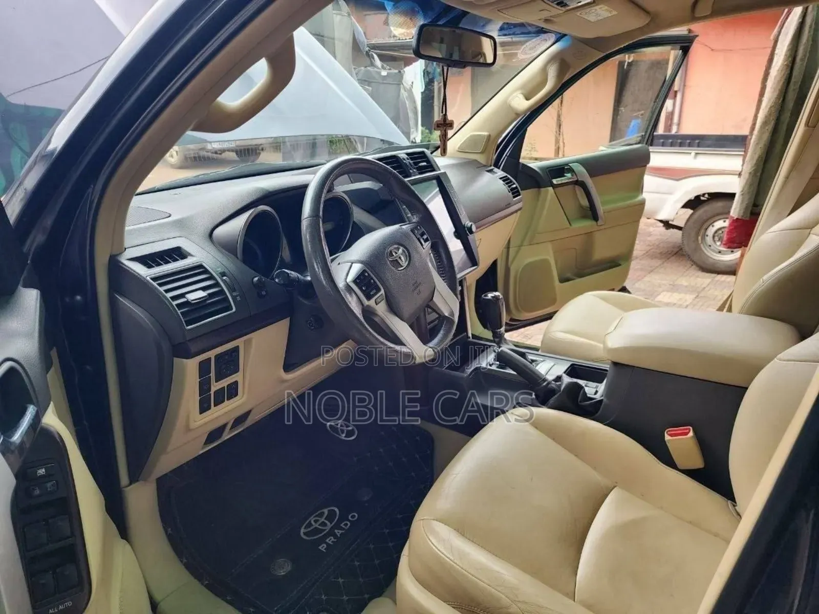 Toyota Land Cruiser Prado 2013 Gray