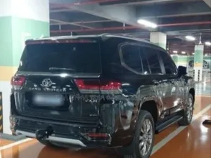 New Toyota Land Cruiser 2025 Black