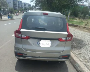 Suzuki Ertiga 2021 Silver