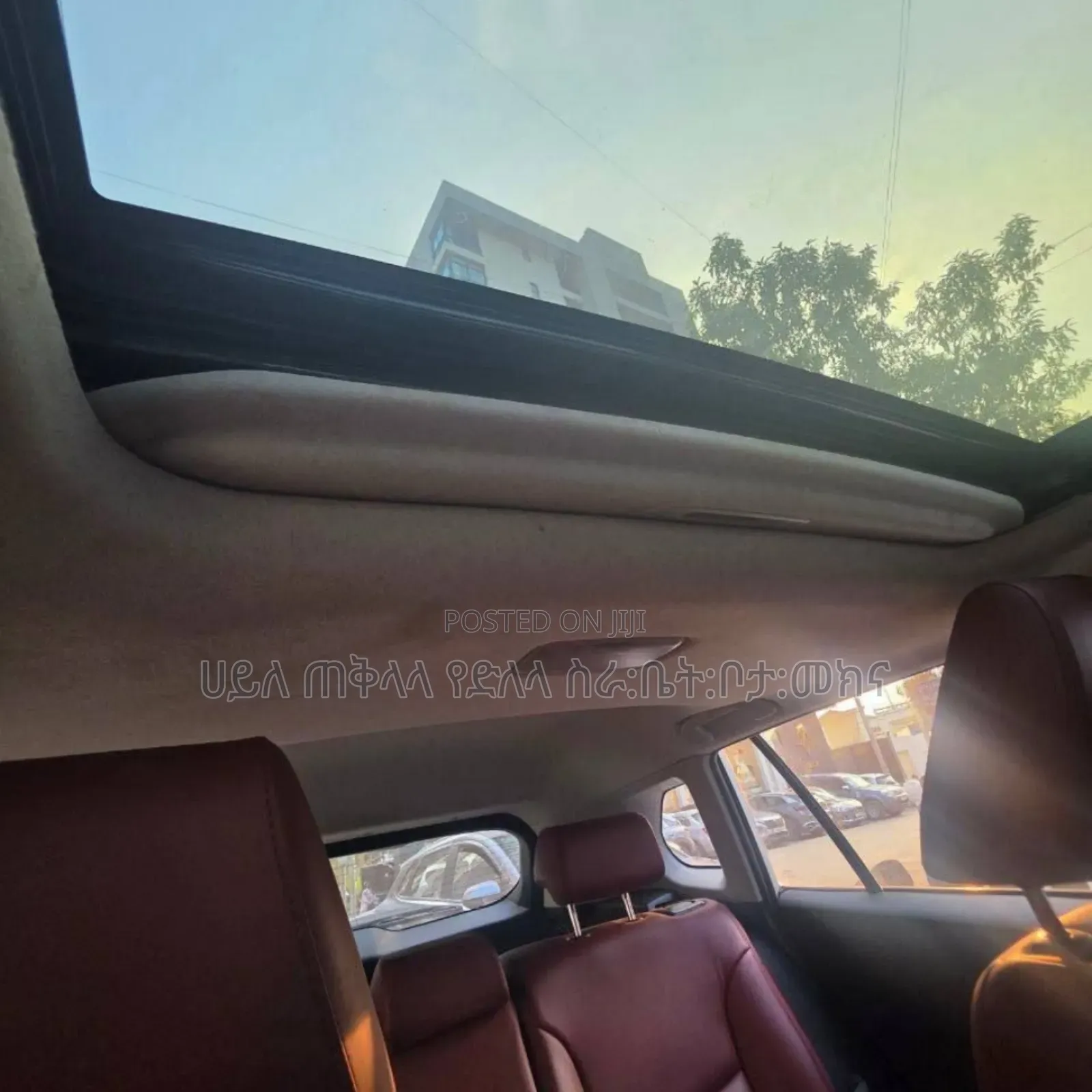 Toyota Corolla Cross Hybrid 2024 Off white