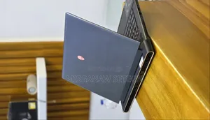 New Laptop Alienware M16 R2 16GB Intel Core i9 SSD 1T