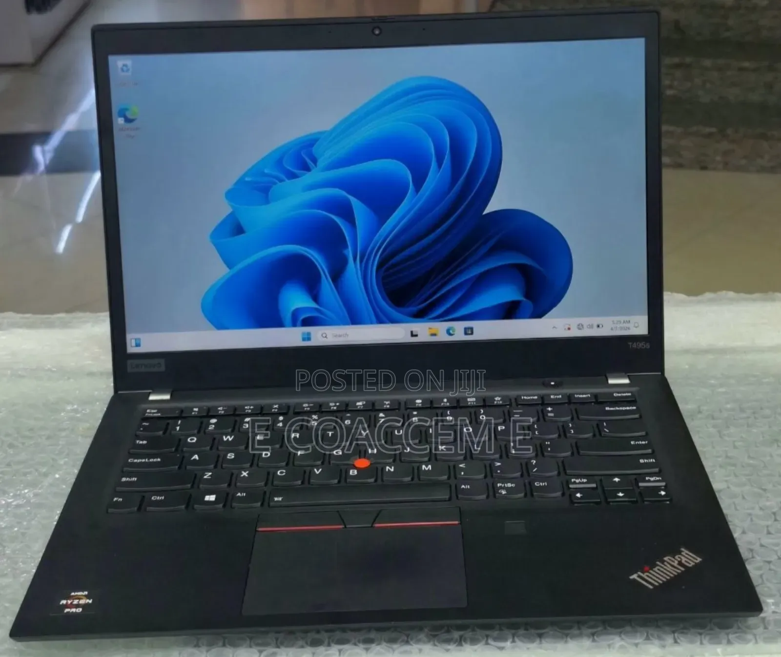 New Laptop Lenovo ThinkPad t495s 16GB AMD Ryzen 7 SSD 512GB