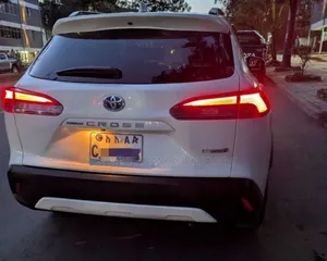 Toyota Corolla Cross Hybrid 2023