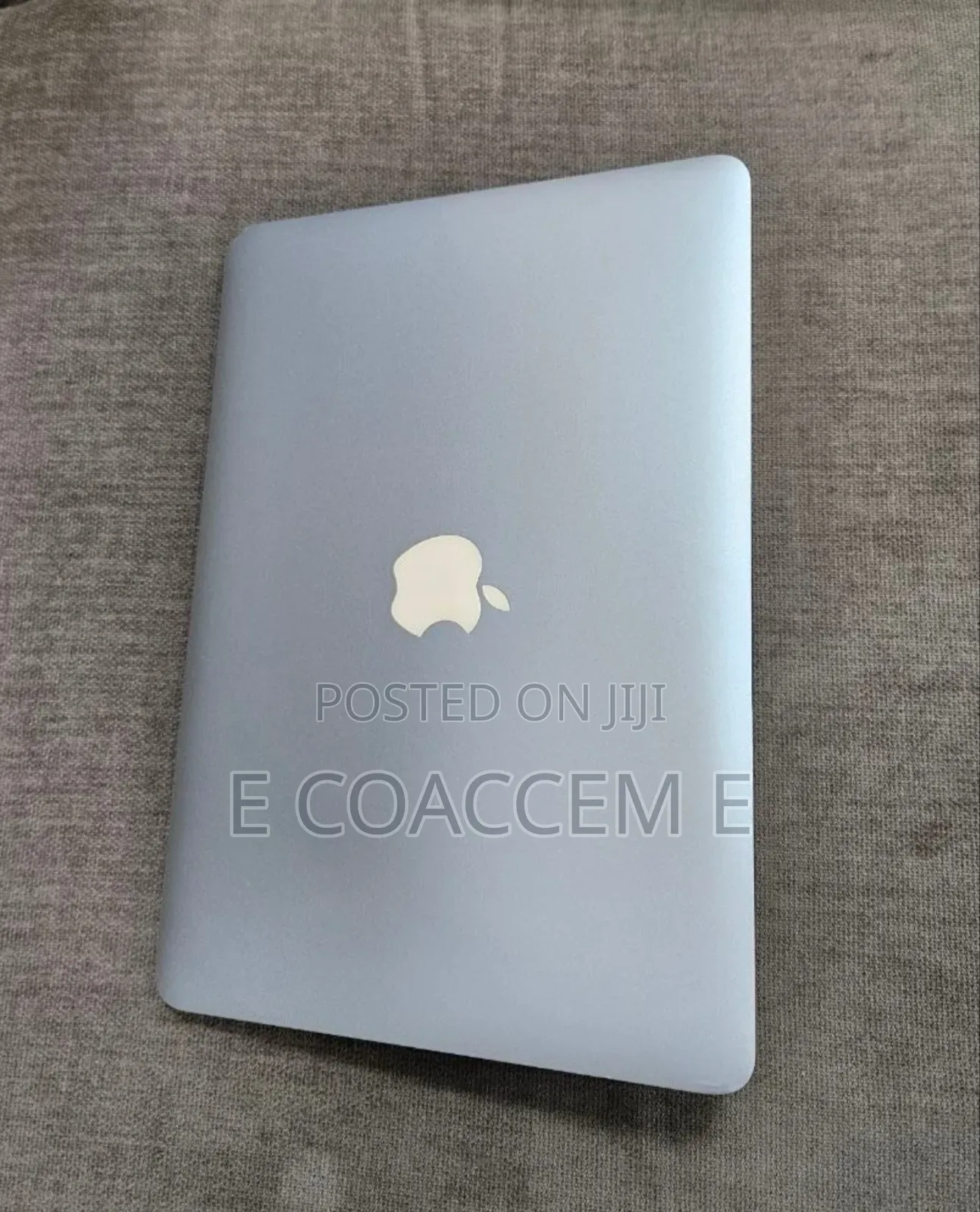 New Laptop Apple MacBook 8GB Intel Core i7 SSD 256GB