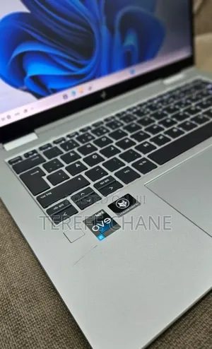 New Laptop HP EliteBook Folio 1040 G2 16GB Intel Core i5 SSD 512GB