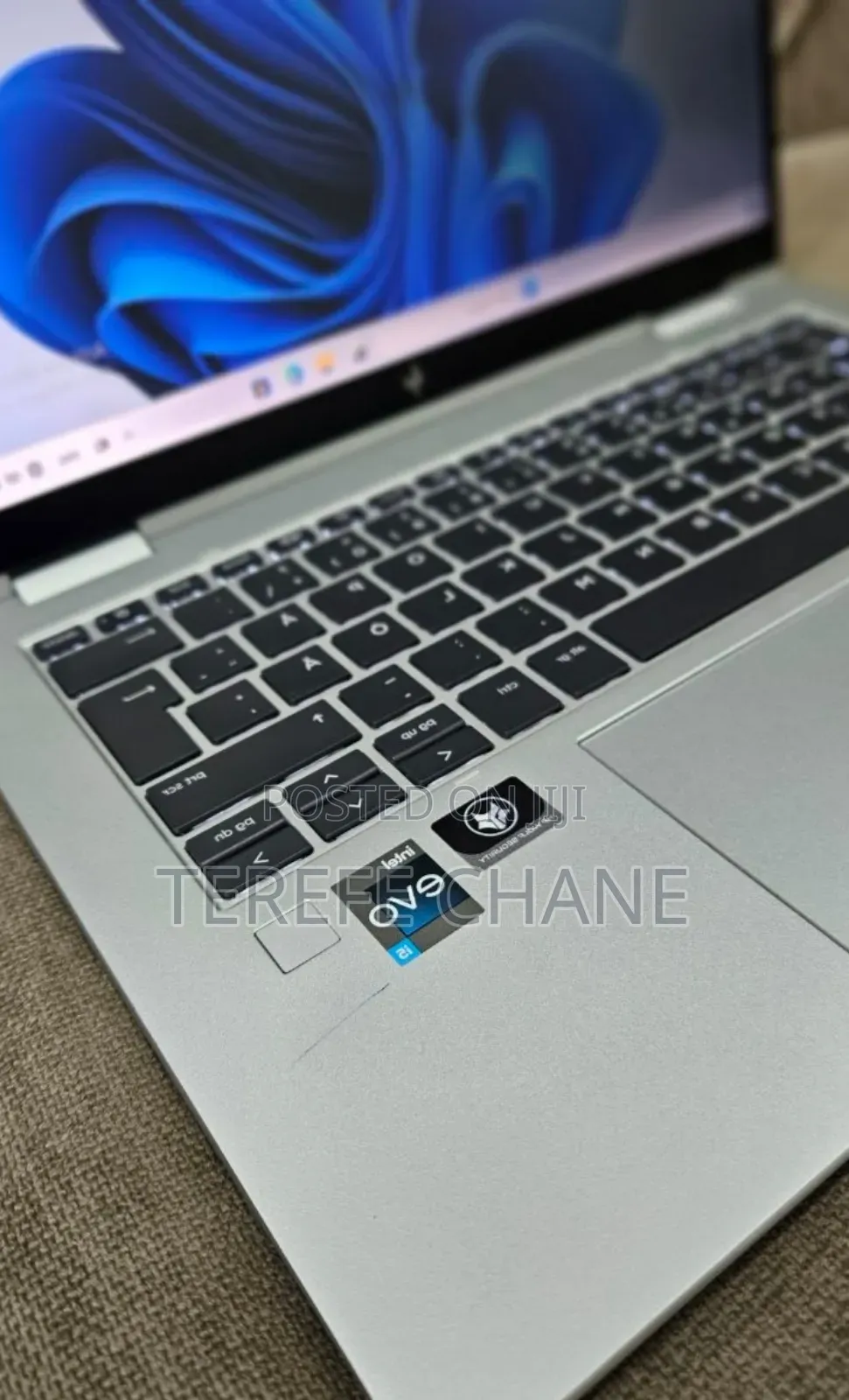 New Laptop HP EliteBook Folio 1040 G2 16GB Intel Core i5 SSD 512GB