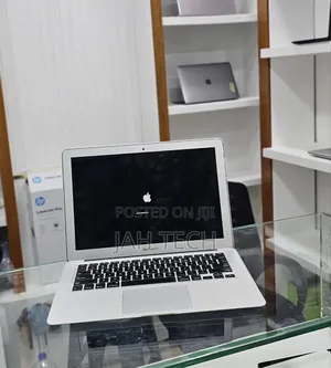 New Laptop Apple MacBook Air 2015 8GB Intel Core i5 SSD 128GB