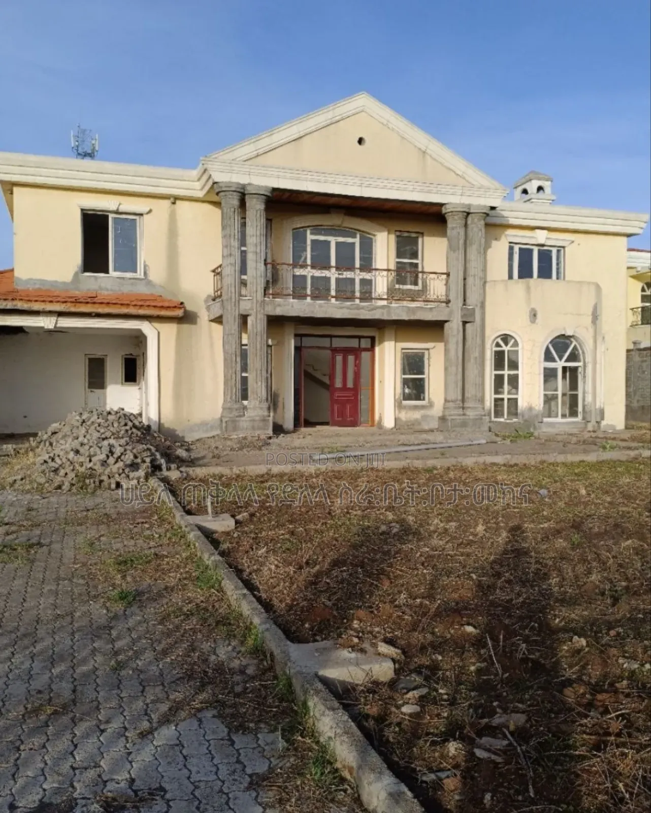 7bdrm Townhouse/Terrace in Ccd Real State, Oromia-Finfinne for sale